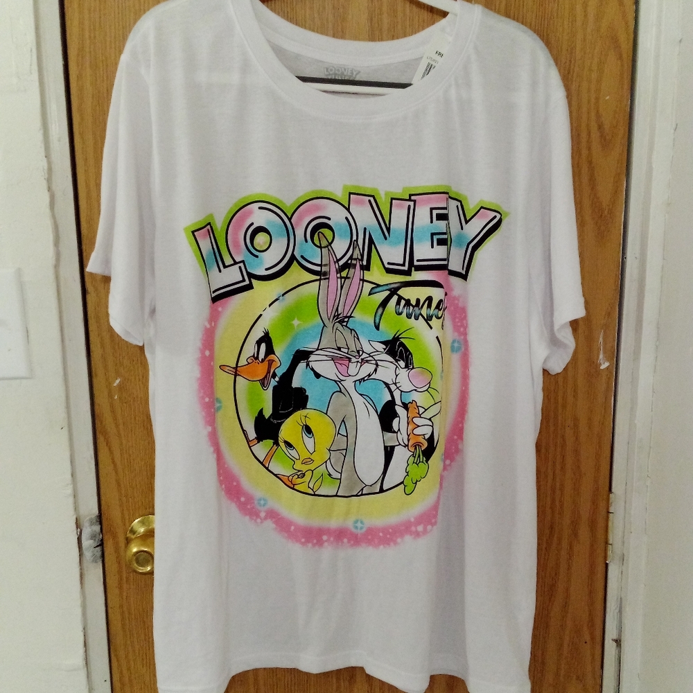 ✨NWT LOONEY TUNES PLUS SIZE GRAPHIC TEE FROM MACY'S SIZE 3X